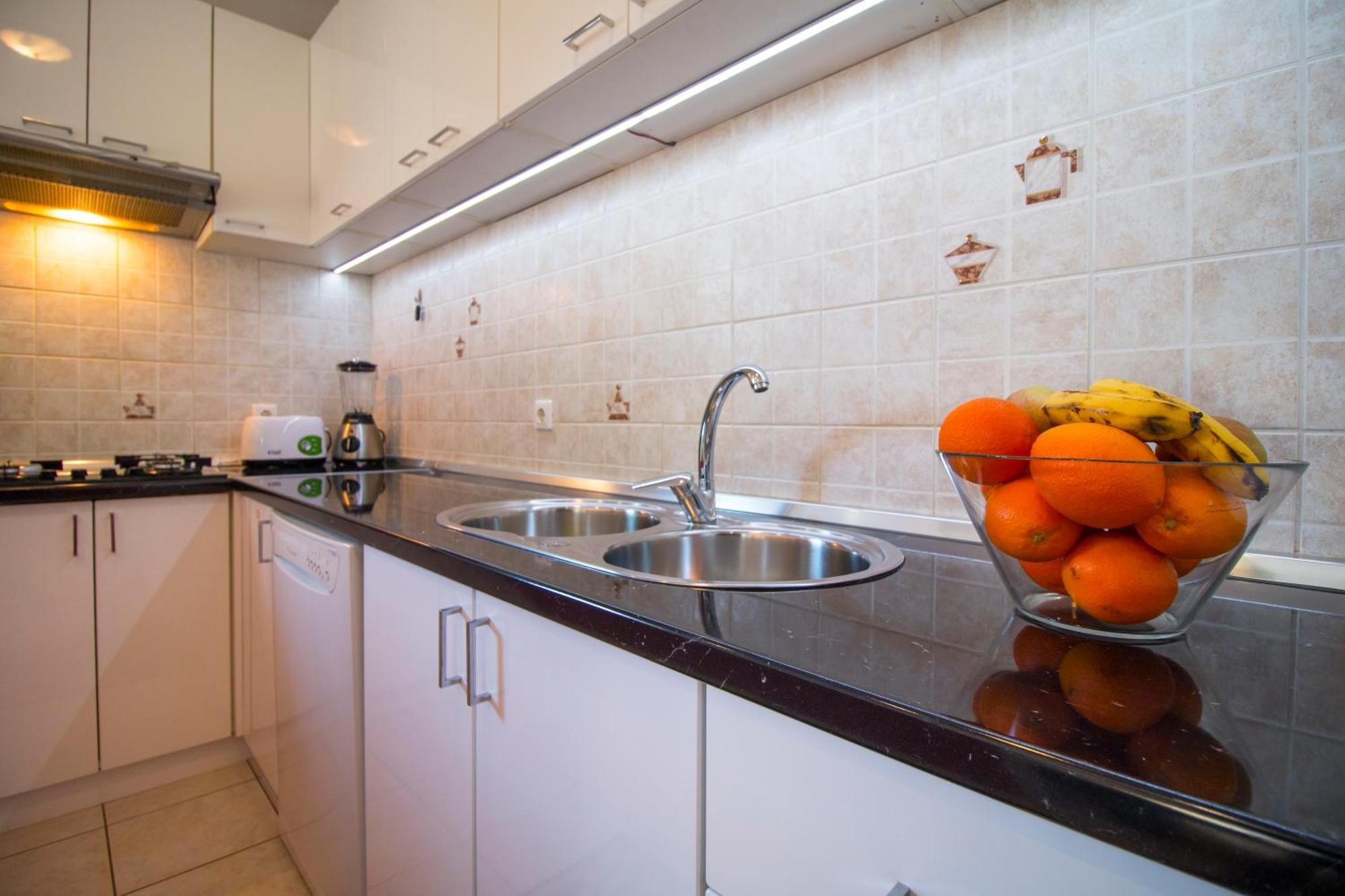 Apartman Kapovic Kastela Exterior photo